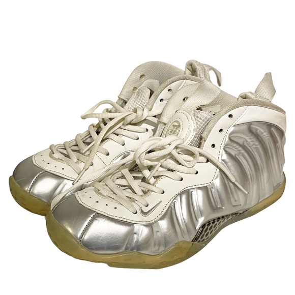 Nike Air Foamposite Size 7 Youth Silver One Air One White Aa3963-100 Slv Sneaker